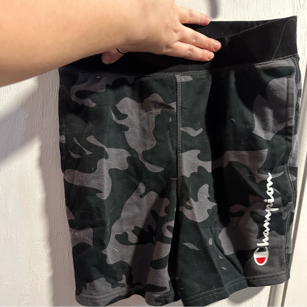 Champion camo shorts